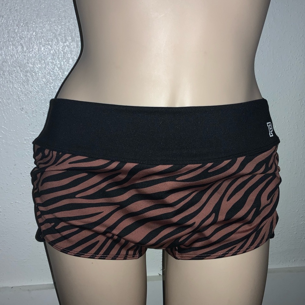 Victoria’s Secret PINK Gym to Swim Shorts Sport - Picture 3 of 7